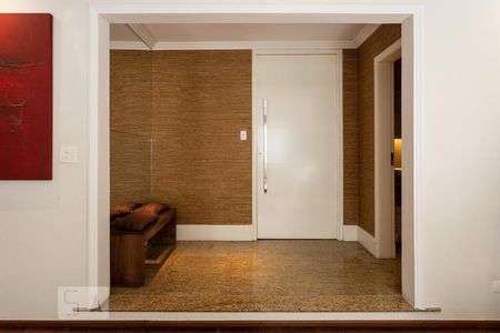 Entrada social de apartamento para alugar com 3 quartos, 214m² em Planalto Paulista, São Paulo