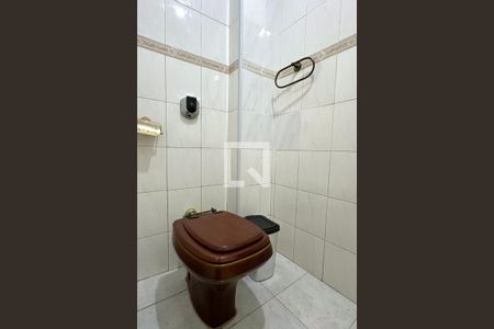 Lavabo de apartamento para alugar com 3 quartos, 105m² em Copacabana, Rio de Janeiro