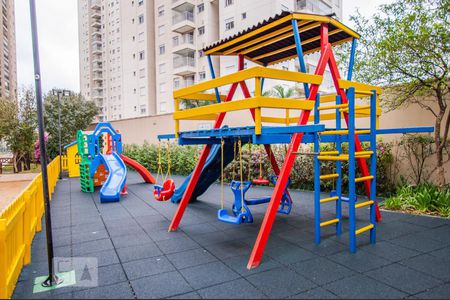 Apartamento para alugar com 103m², 3 quartos e 2 vagas Apartamento para alugar com 103m², 3 quartos e 2 vagasPlayground