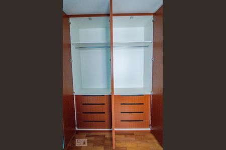 Apartamento para alugar com 103m², 3 quartos e 2 vagas Apartamento para alugar com 103m², 3 quartos e 2 vagasQuarto 2