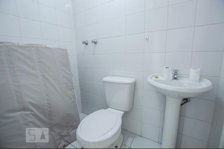 Apartamento para alugar com 103m², 3 quartos e 2 vagas Apartamento para alugar com 103m², 3 quartos e 2 vagasBanheiro de serviço
