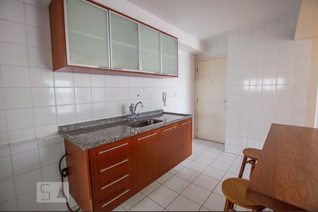 Apartamento para alugar com 103m², 3 quartos e 2 vagas Apartamento para alugar com 103m², 3 quartos e 2 vagasCozinha