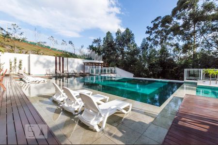Apartamento para alugar com 177m², 4 quartos e 3 vagas Apartamento para alugar com 177m², 4 quartos e 3 vagasPiscina