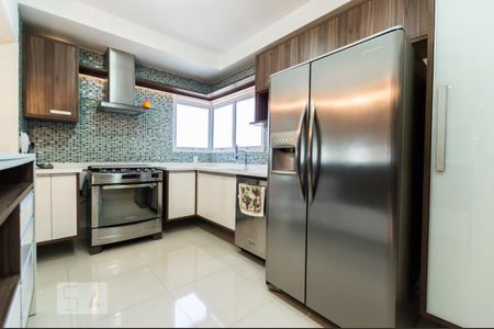 Apartamento para alugar com 177m², 4 quartos e 3 vagas Apartamento para alugar com 177m², 4 quartos e 3 vagasCozinha