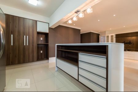Apartamento para alugar com 177m², 4 quartos e 3 vagas Apartamento para alugar com 177m², 4 quartos e 3 vagasCozinha