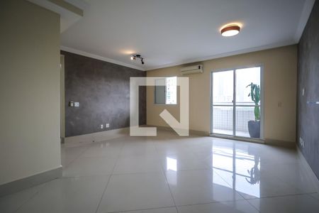 Sala de apartamento para alugar com 2 quartos, 140m² em Vila Gumercindo, São Paulo