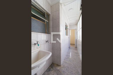 Apartamento à venda com 206m², 3 quartos e 1 vaga Apartamento à venda com 206m², 3 quartos e 1 vagaÁrea de Serviço