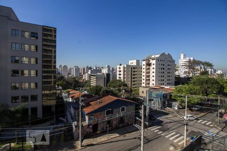 Sala vista de apartamento para alugar com 1 quarto, 44m² em Pinheiros, São Paulo