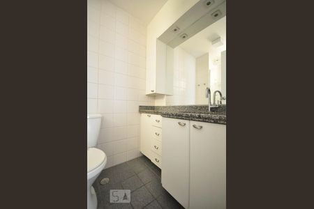 Apartamento para alugar com 59m², 2 quartos e 2 vagasBanheiro