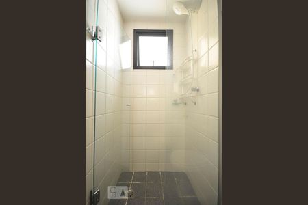 Apartamento para alugar com 59m², 2 quartos e 2 vagasDetalhe do banheiro