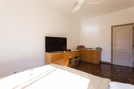 Apartamento à venda com 230m², 3 quartos e 1 vagaQuarto 01
