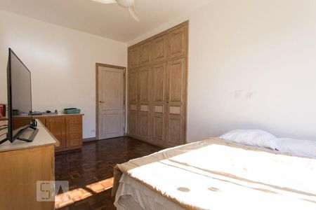 Apartamento à venda com 230m², 3 quartos e 1 vagaQuarto 01