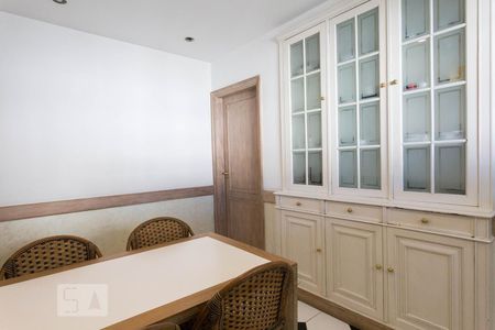 Apartamento à venda com 230m², 3 quartos e 1 vagaCozinha