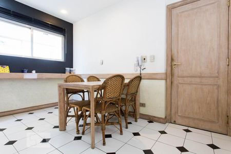 Apartamento à venda com 230m², 3 quartos e 1 vagaCozinha