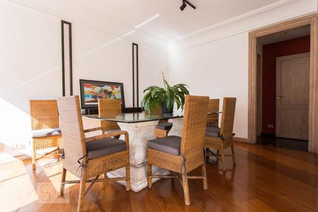 Sala de apartamento à venda com 3 quartos, 230m² em Jardim Paulista, São Paulo