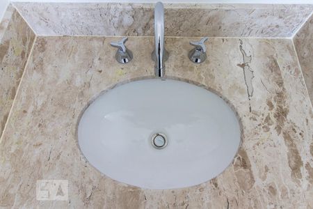 Apartamento à venda com 43m², 1 quarto e 1 vagaPia do Banheiro 