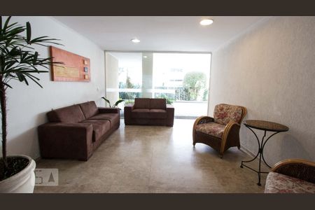Apartamento à venda com 70m², 2 quartos e 1 vagaHall