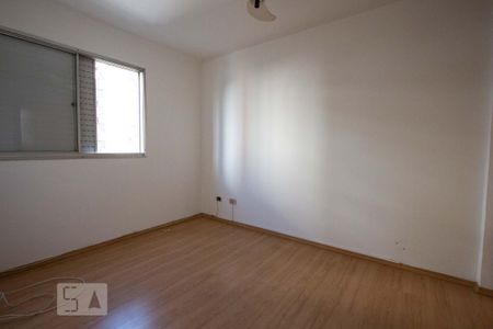 Quarto de apartamento para alugar com 2 quartos, 70m² em Real Parque, São Paulo
