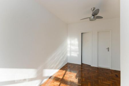 Apartamento à venda com 125m², 3 quartos e 1 vaga Apartamento à venda com 125m², 3 quartos e 1 vagaSuíte