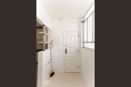 Apartamento à venda com 125m², 3 quartos e 1 vaga Apartamento à venda com 125m², 3 quartos e 1 vagaÁrea de serviço