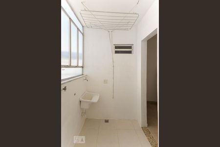 Apartamento à venda com 125m², 3 quartos e 1 vaga Apartamento à venda com 125m², 3 quartos e 1 vagaÁrea de serviço