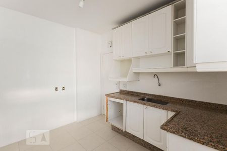 Apartamento à venda com 125m², 3 quartos e 1 vaga Apartamento à venda com 125m², 3 quartos e 1 vagaCozinha
