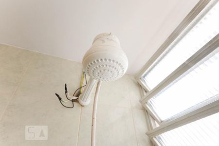 Apartamento à venda com 125m², 3 quartos e 1 vaga Apartamento à venda com 125m², 3 quartos e 1 vagaBanheiro chuveiro