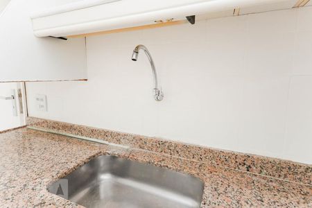 Apartamento à venda com 125m², 3 quartos e 1 vaga Apartamento à venda com 125m², 3 quartos e 1 vagaCozinha torneira
