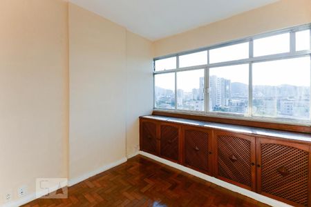 Apartamento à venda com 125m², 3 quartos e 1 vaga Apartamento à venda com 125m², 3 quartos e 1 vagaQuarto 1