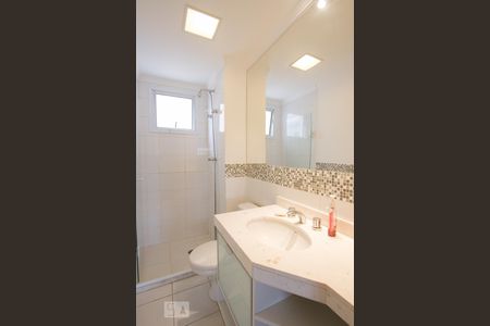 Banheiro de apartamento para alugar com 2 quartos, 95m² em Várzea de Baixo, São Paulo