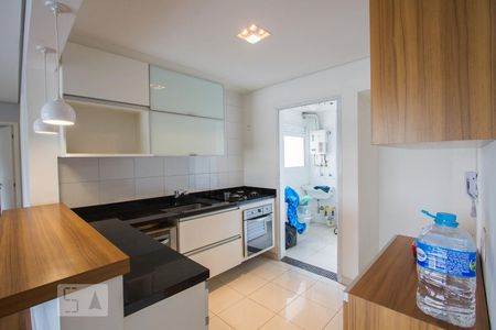 Cozinha de apartamento para alugar com 2 quartos, 95m² em Várzea de Baixo, São Paulo