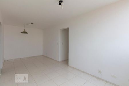 Sala de apartamento à venda com 3 quartos, 68m² em Vila Alexandria, São Paulo