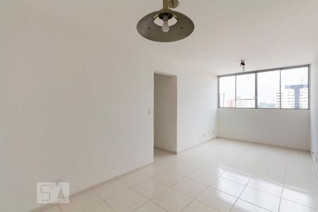 Sala de apartamento à venda com 3 quartos, 68m² em Vila Alexandria, São Paulo