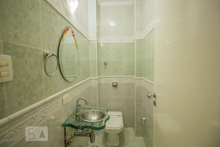 Apartamento para alugar com 95m², 2 quartos e 1 vagaLavabo