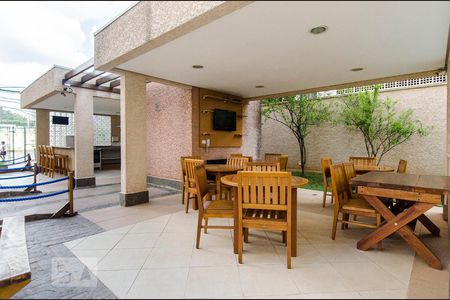 Apartamento à venda com 95m², 2 quartos e 2 vagas Apartamento à venda com 95m², 2 quartos e 2 vagasChurrasqueira