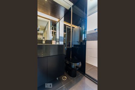 Banheiro de apartamento para alugar com 2 quartos, 95m² em Tamboré, Barueri
