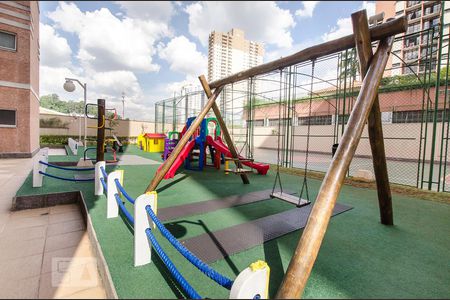 Apartamento à venda com 95m², 2 quartos e 2 vagas Apartamento à venda com 95m², 2 quartos e 2 vagasPlayground