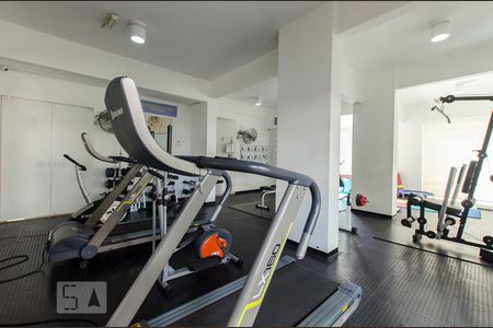 Apartamento à venda com 95m², 2 quartos e 2 vagas Apartamento à venda com 95m², 2 quartos e 2 vagasAcademia