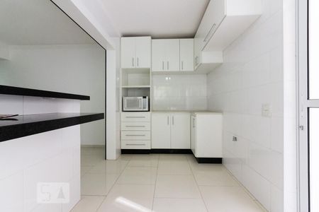 Casa à venda com 200m², 4 quartos e 3 vagasCozinha