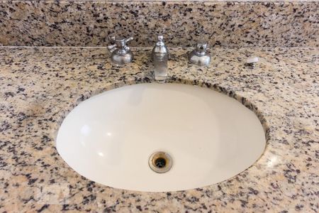 Banheiro de casa à venda com 4 quartos, 200m² em Vila Aurora (zona Norte), São Paulo