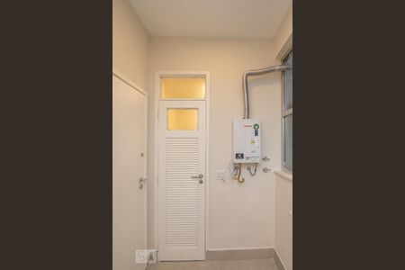 Apartamento para alugar com 78m², 2 quartos e 2 vagasAquecedor e banheiro de serviço