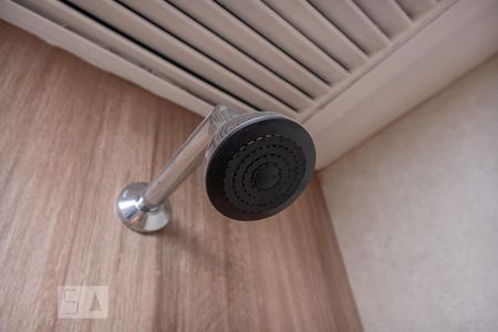 Apartamento para alugar com 78m², 2 quartos e 2 vagasChuveiro do banheiro social