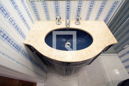 Apartamento à venda com 115m², 3 quartos e 2 vagas Apartamento à venda com 115m², 3 quartos e 2 vagasBanheiro