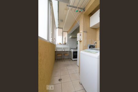 Apartamento à venda com 57m², 1 quarto e 1 vagaArea de serviço 