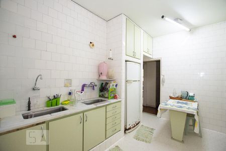 Apartamento à venda com 137m², 3 quartos e 1 vagaCozinha