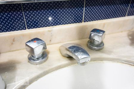 Apartamento à venda com 137m², 3 quartos e 1 vagaDetalhe banheiro