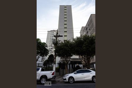 Apartamento para alugar com 85m², 2 quartos e 1 vaga Apartamento para alugar com 85m², 2 quartos e 1 vagaFachada
