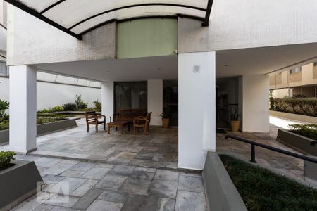 Apartamento para alugar com 85m², 2 quartos e 1 vaga Apartamento para alugar com 85m², 2 quartos e 1 vagaFachada