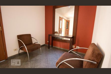 Apartamento à venda com 74m², 2 quartos e 2 vagasHall