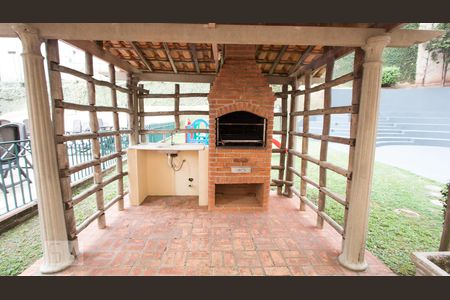 Apartamento à venda com 74m², 2 quartos e 2 vagasChurrasqueira